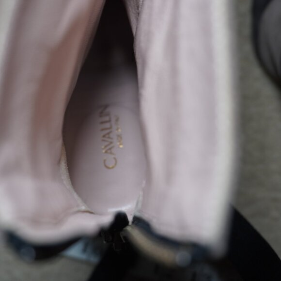 Cavallini Womens Color Block Heeled Suede Ankle Boots Size Eur 38 US 7.5 - Picture 7 of 9